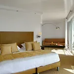 Ξενοδοχείο La Marine 4*