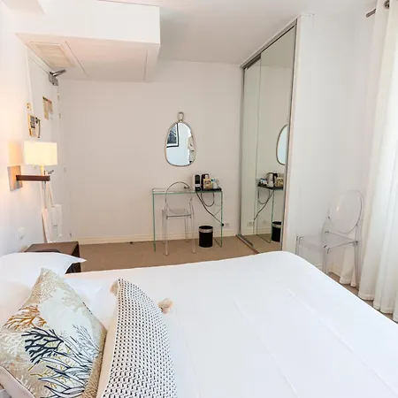 فندق La Marine 4*