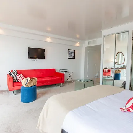 فندق La Marine 4*