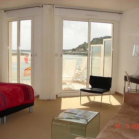 Hotel La Marine 4*